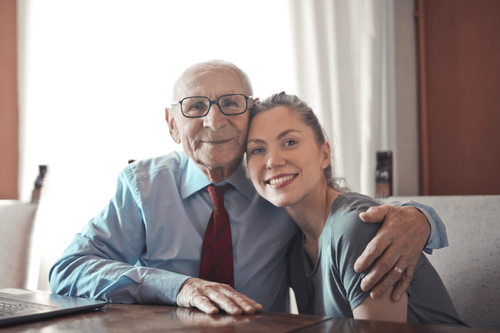 two people are posing for a picture.