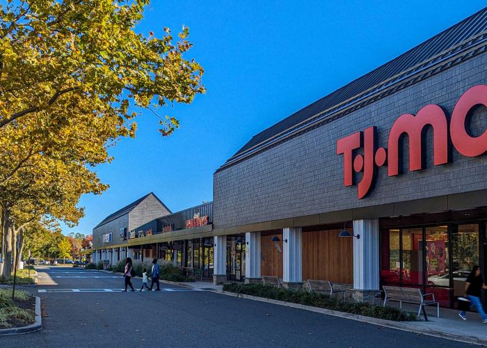 Hauppauge-Shopping-Center-NY-1