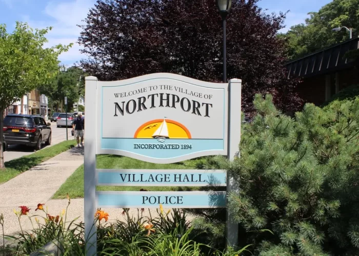 northport_village_sign-1479414088-7877